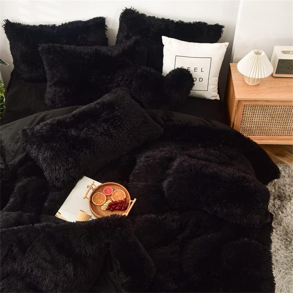 Shaggy Black Bed Set