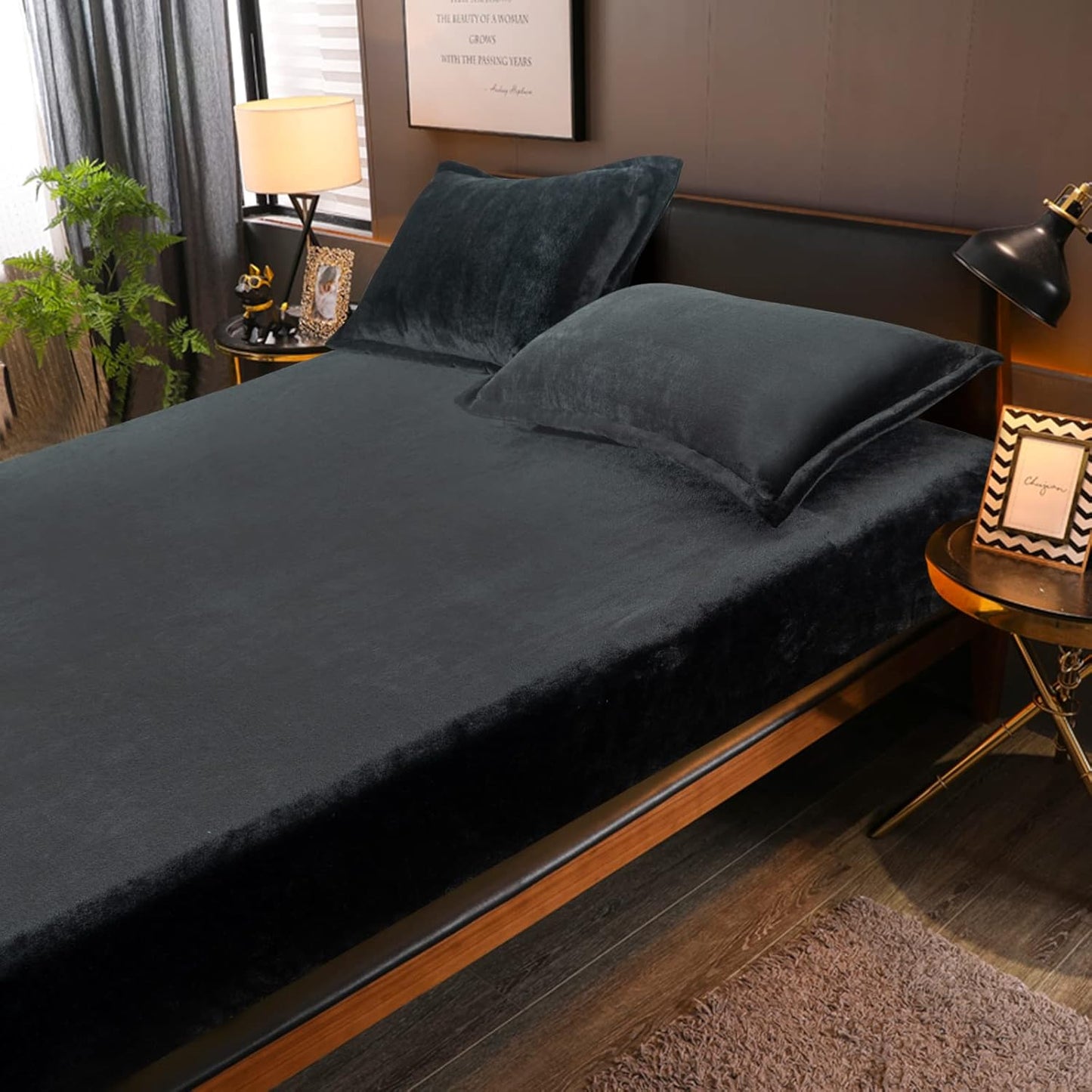 Black Fleece Fitted Sheet