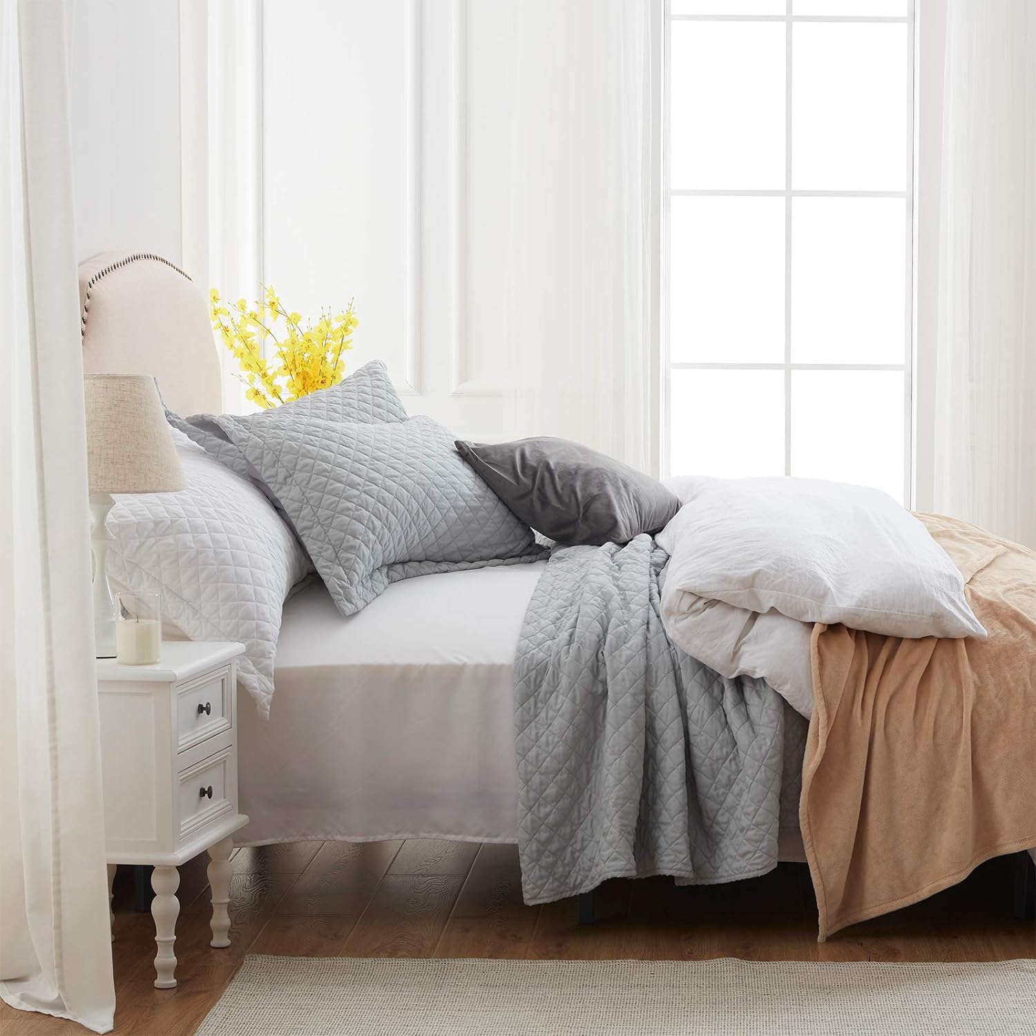 Diamond Echo Silver Bedspread
