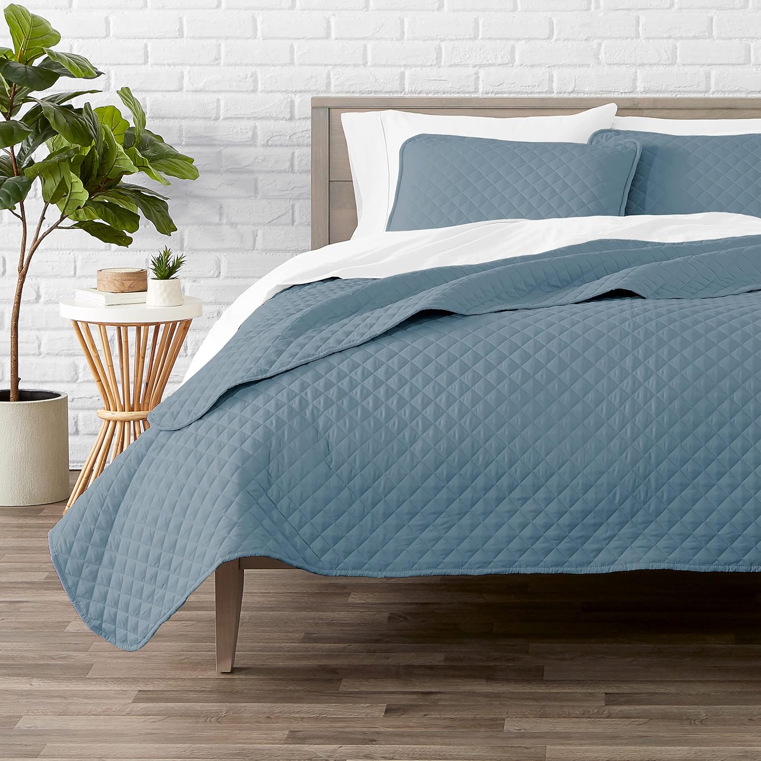Diamond Echo Blue Bedspread