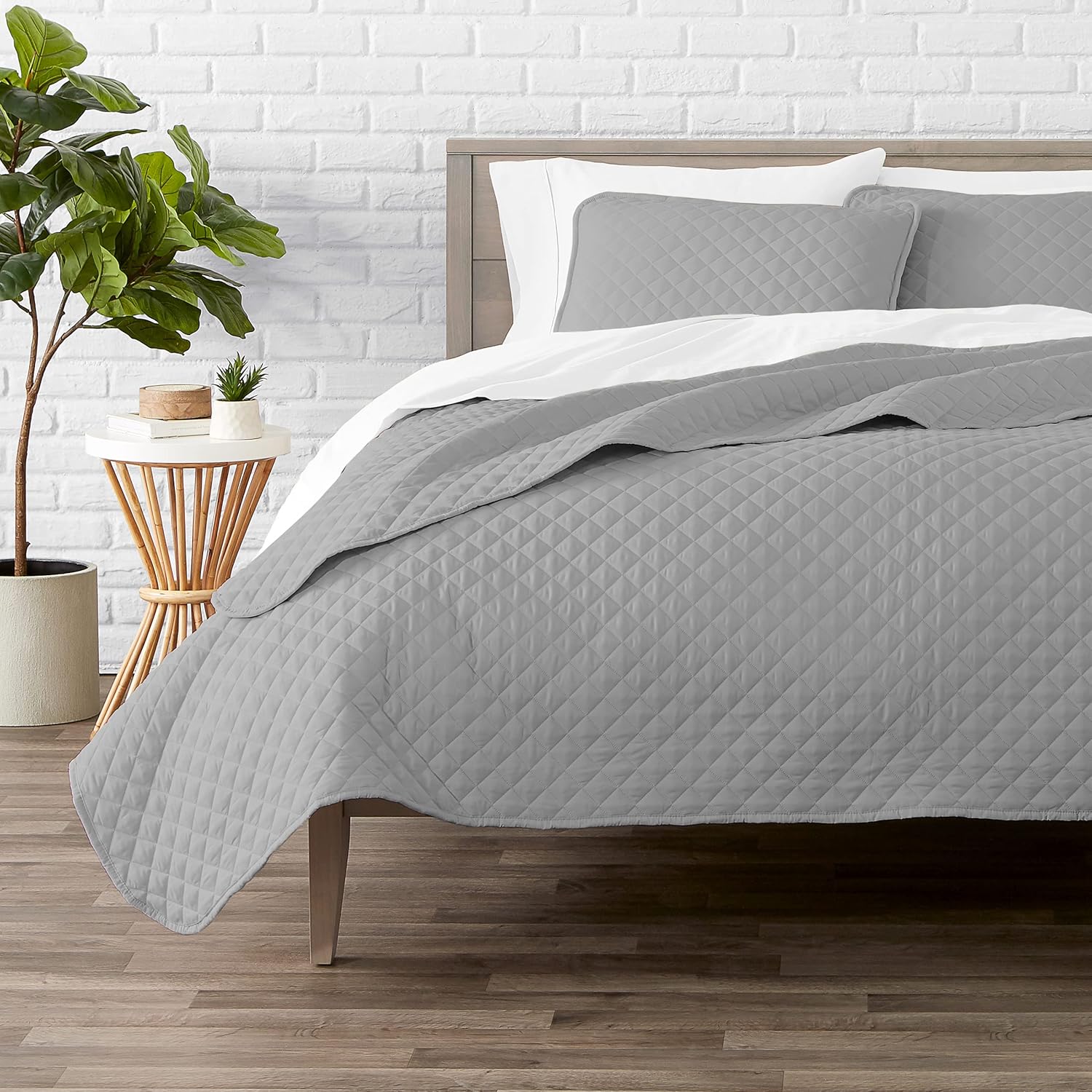 Diamond Echo Silver Bedspread
