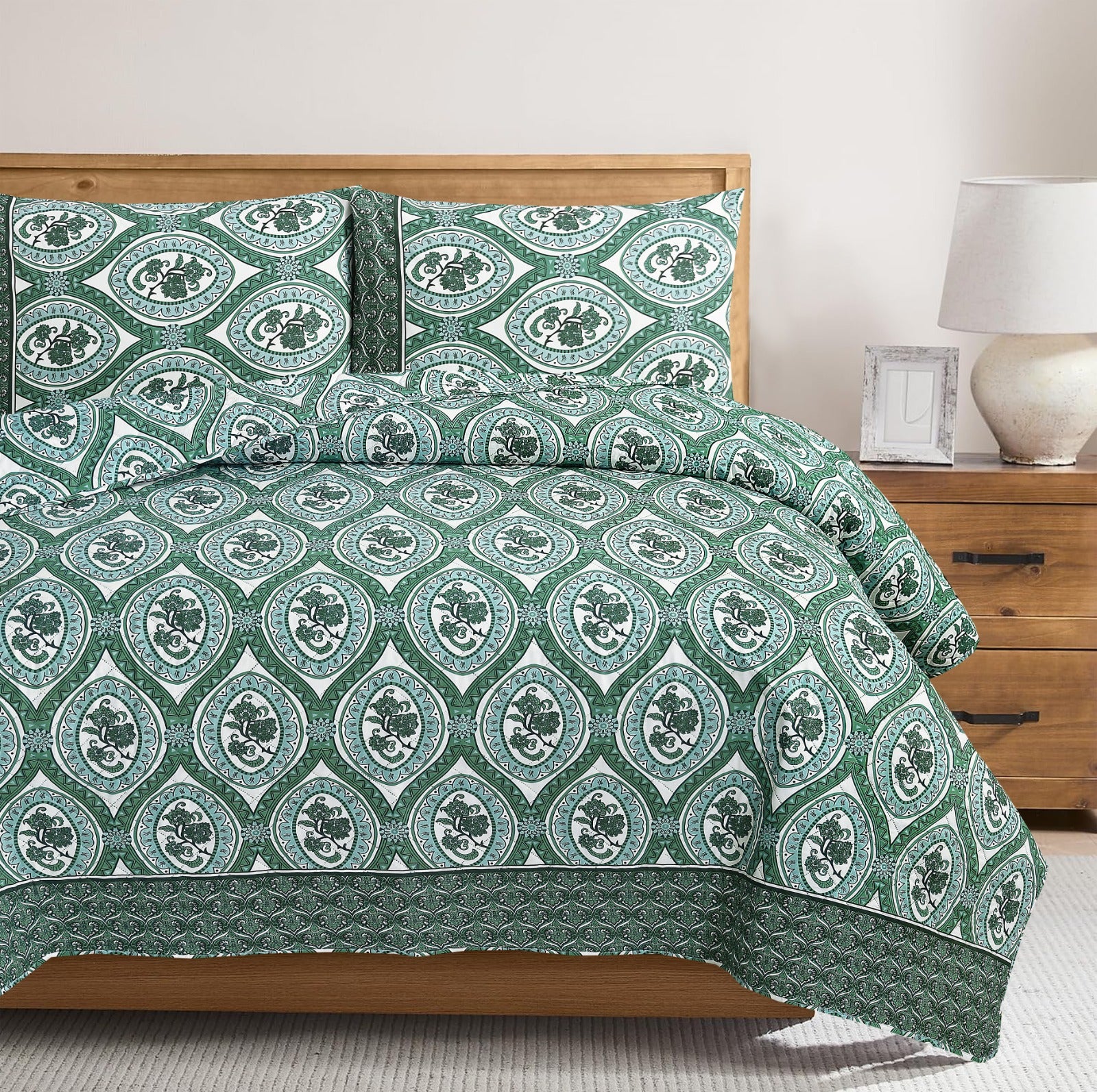 Rosarium Quilted Bed Spread Set