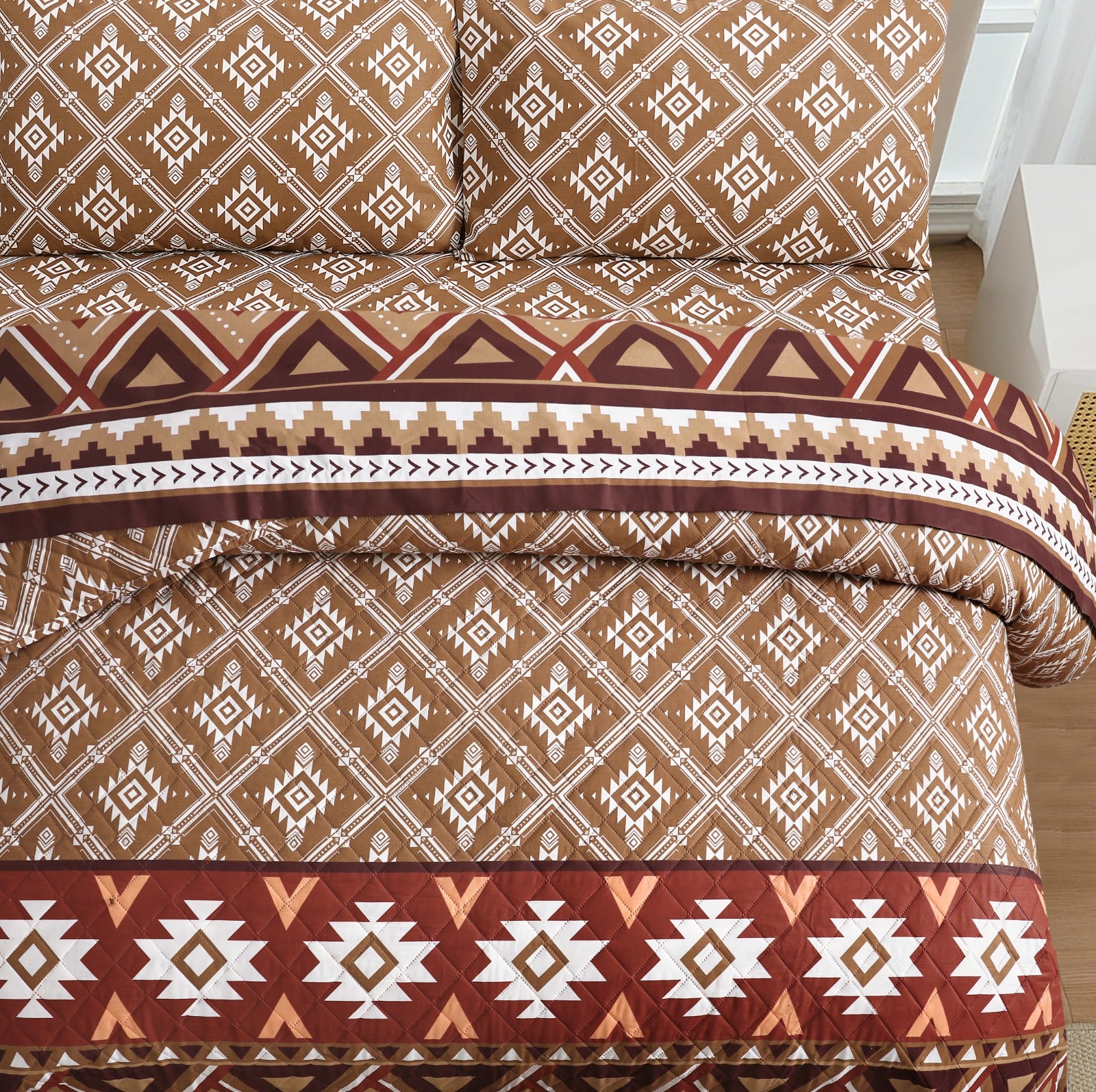 Rustic Heritage Quilted Bed Spread Set