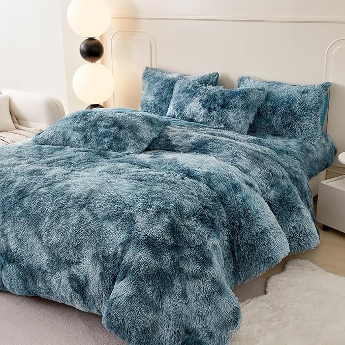 Turquoise Tye & Dye Shaggy Set