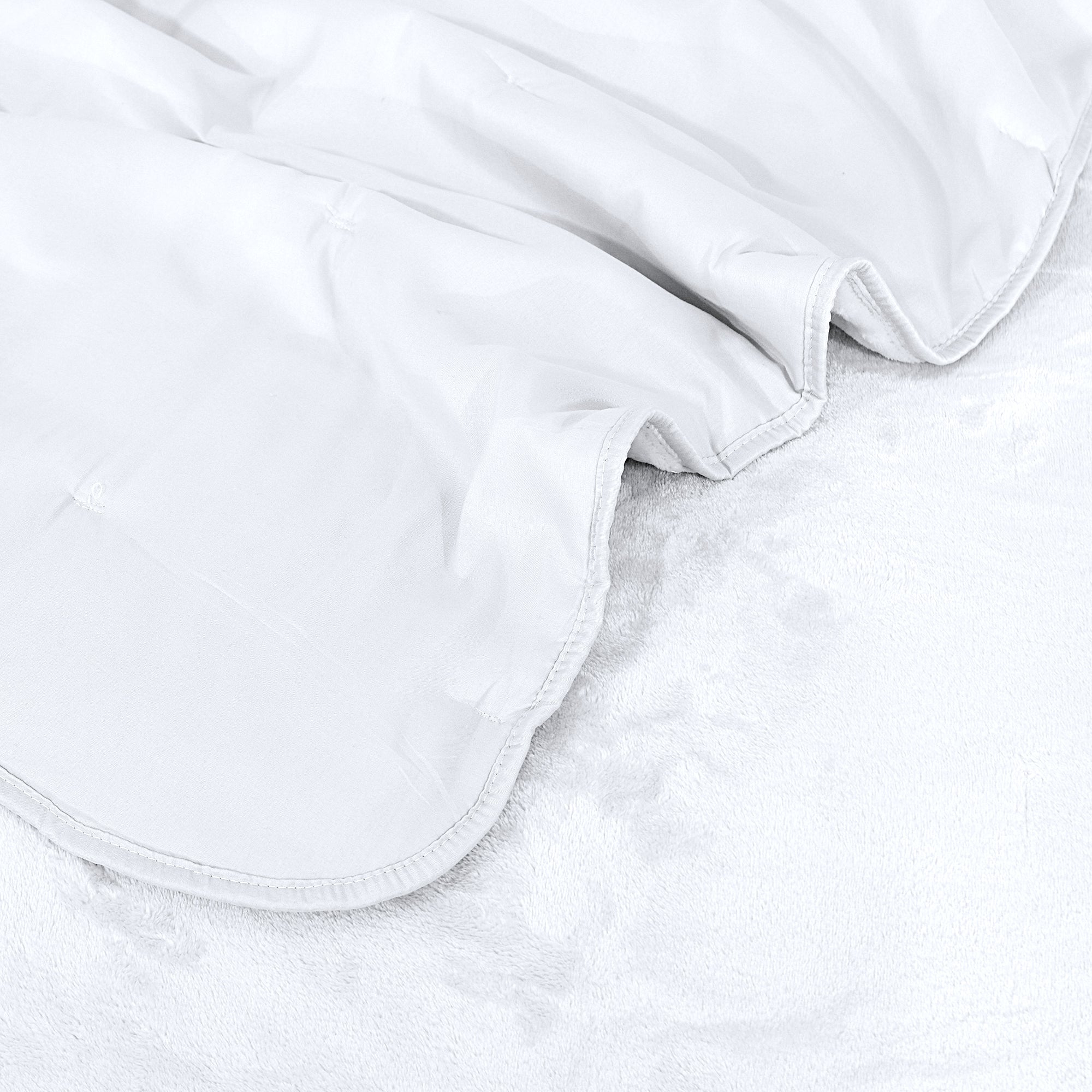 Frosted Cloud Summer Fleece Bed Spread