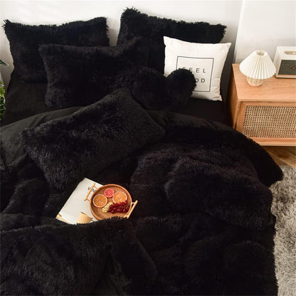 Shaggy Black Bed Set