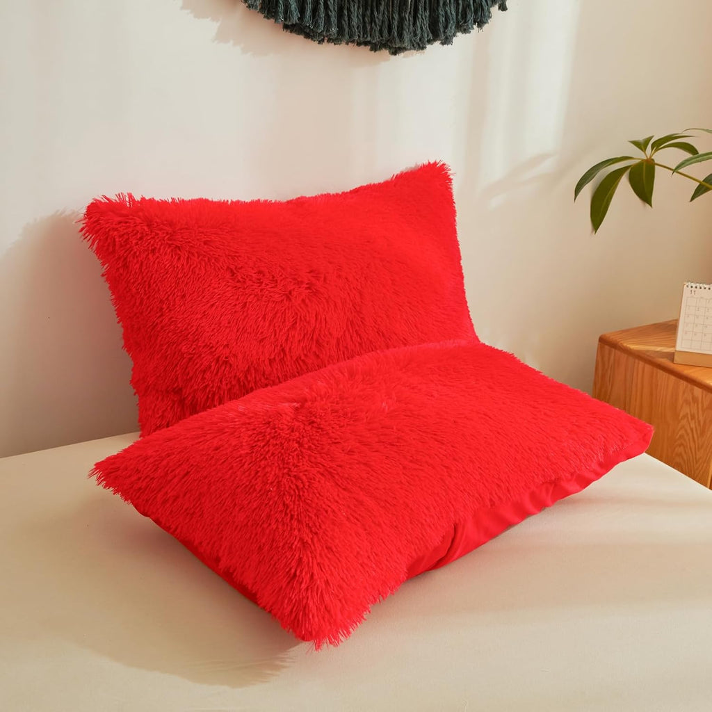 Shaggy Bright Red Bed Set