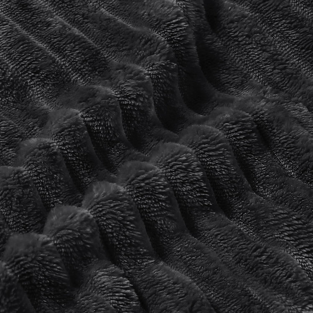 Fleece Bumblebee Black Blanket