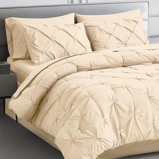 Cream Pleated Pintuck Comforter
