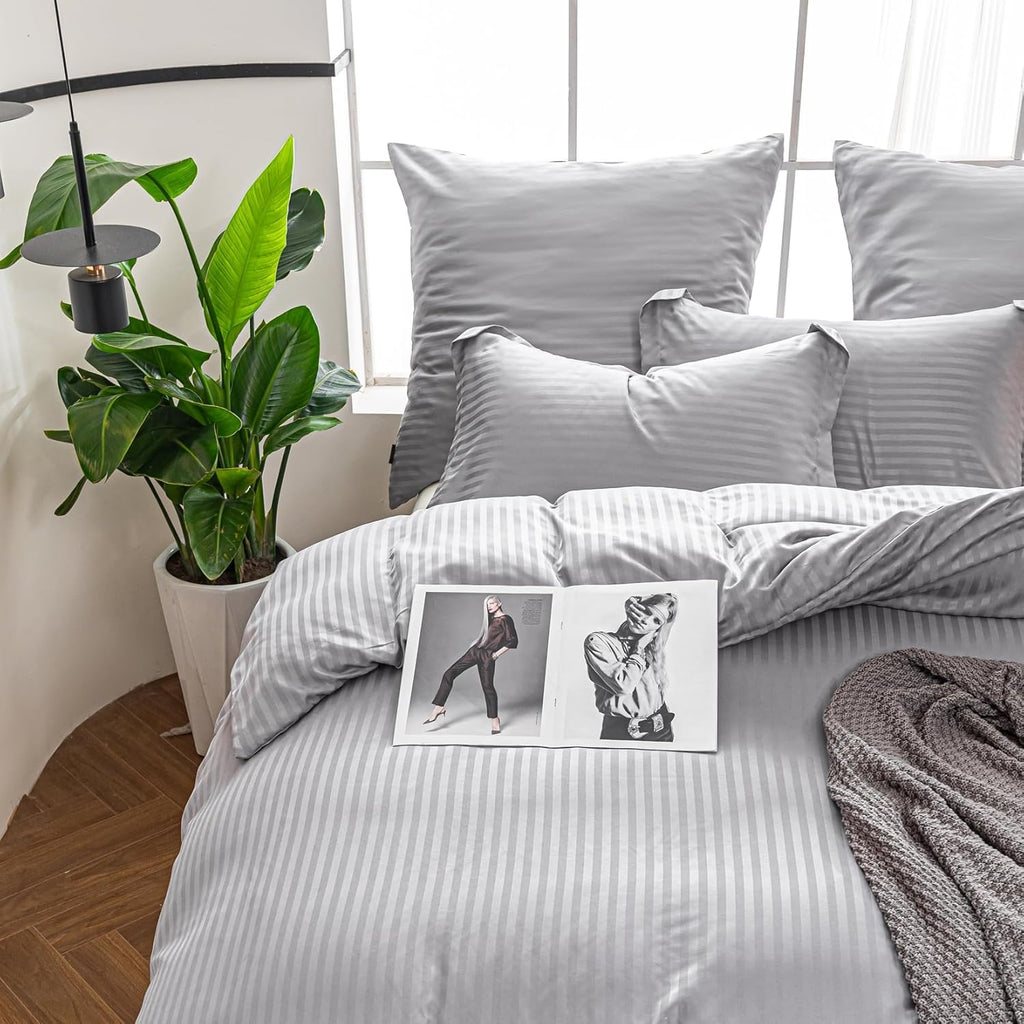 DualWeave Satin Silver Bed Set