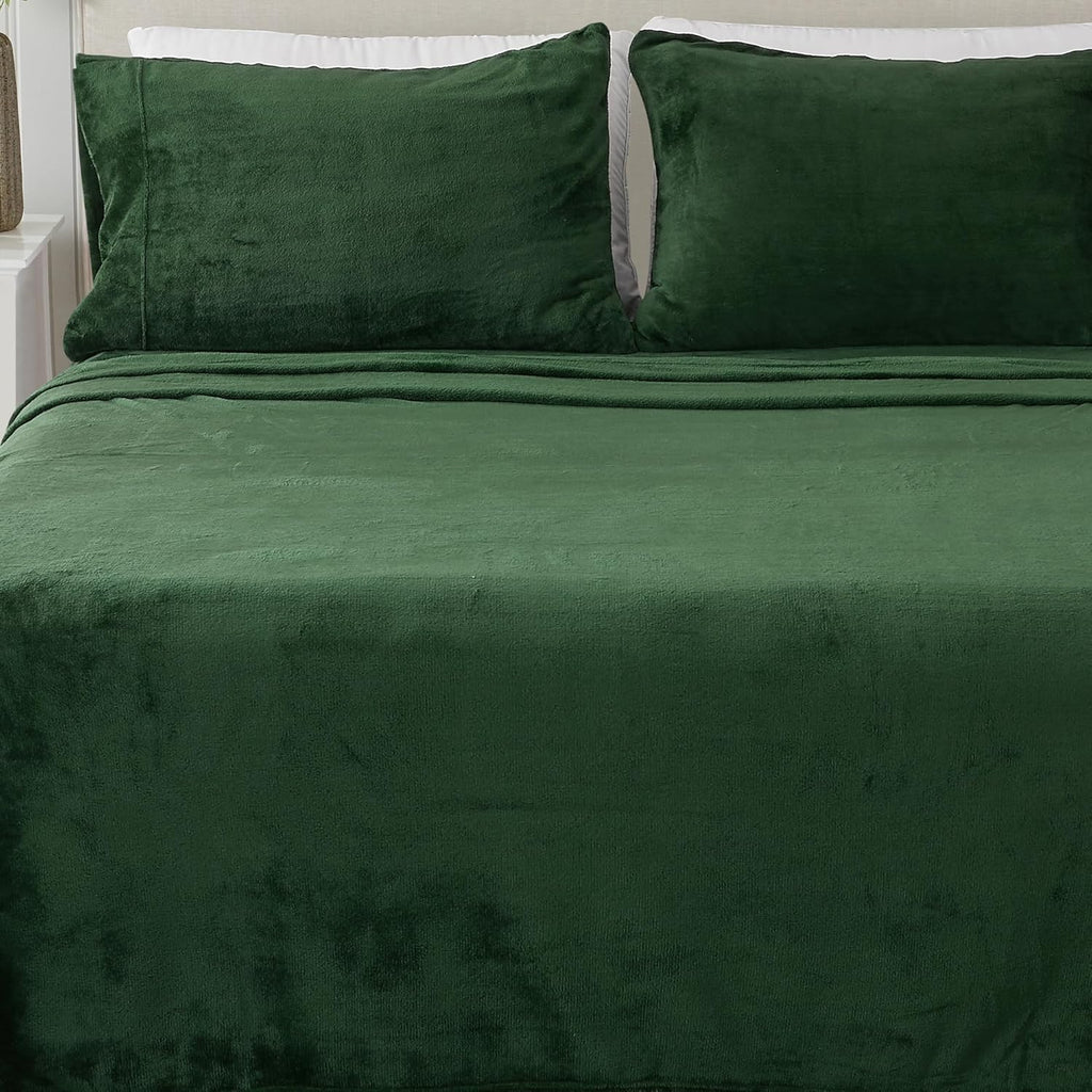 Forest Green Fleece Blanket Set