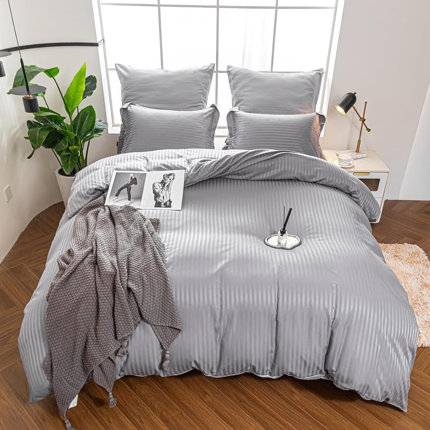 DualWeave Satin Silver Bed Set