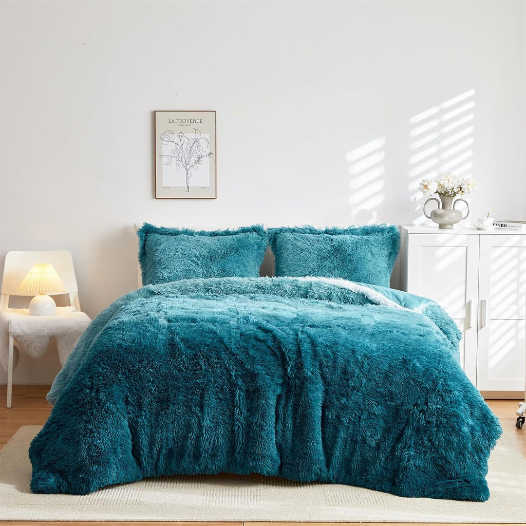 Shaggy Teal Bed Set