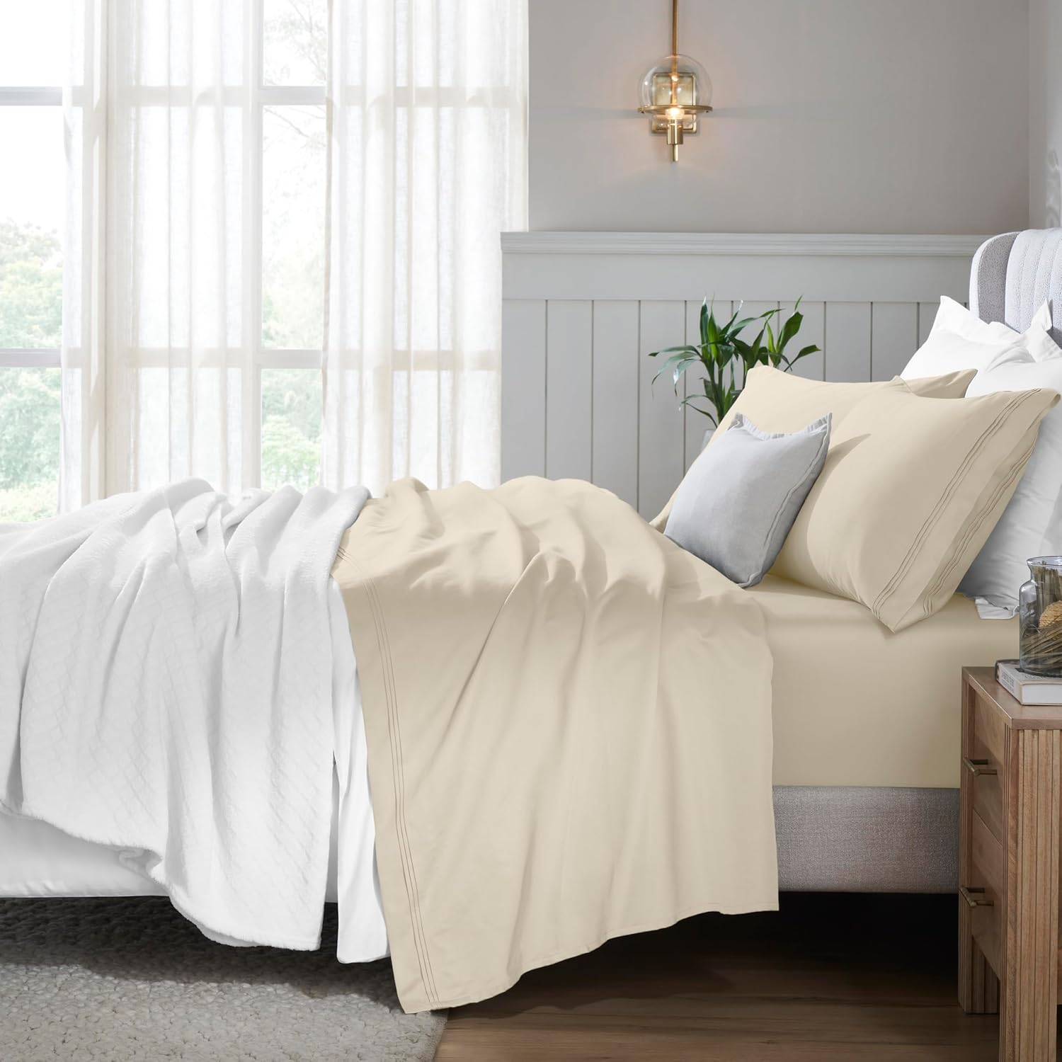 Imperial line Egyption Cotton Bed Set Ivory Bed Set