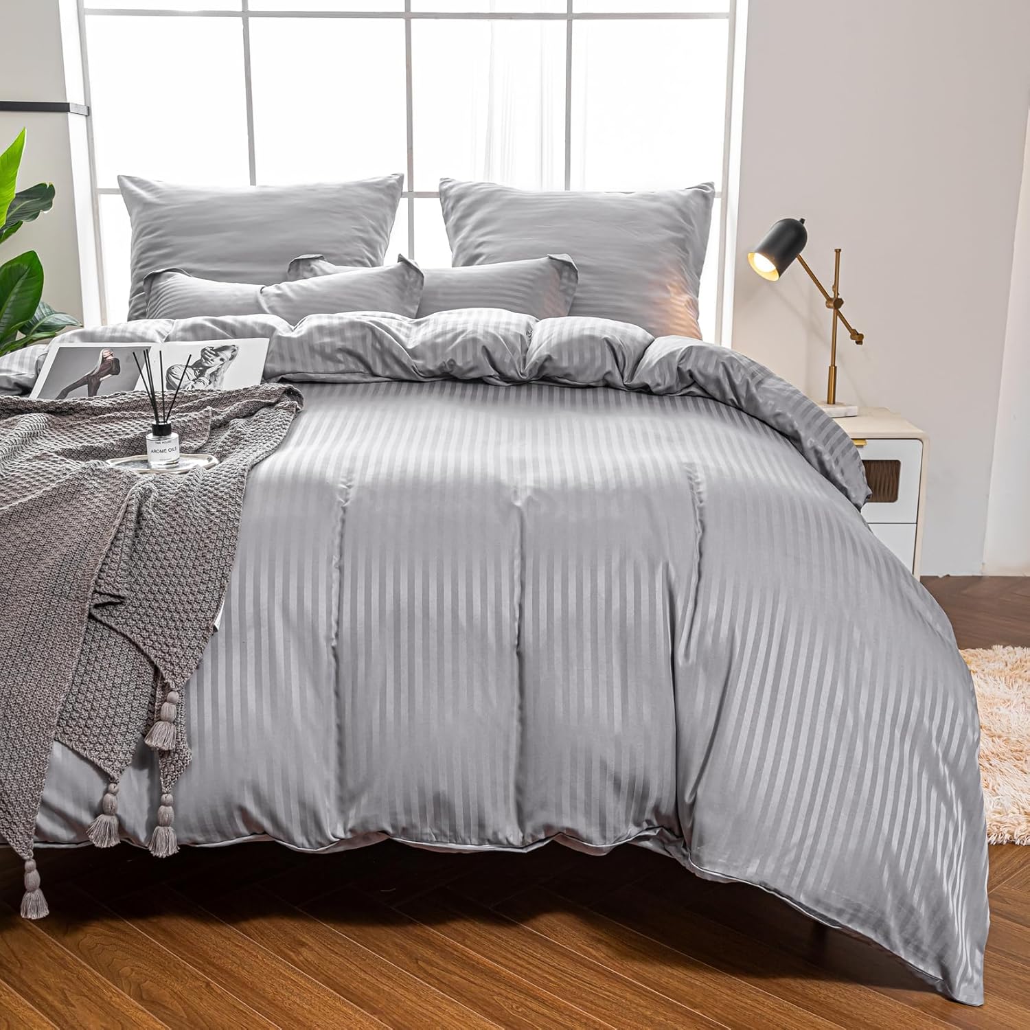 DualWeave Satin Silver Bed Set
