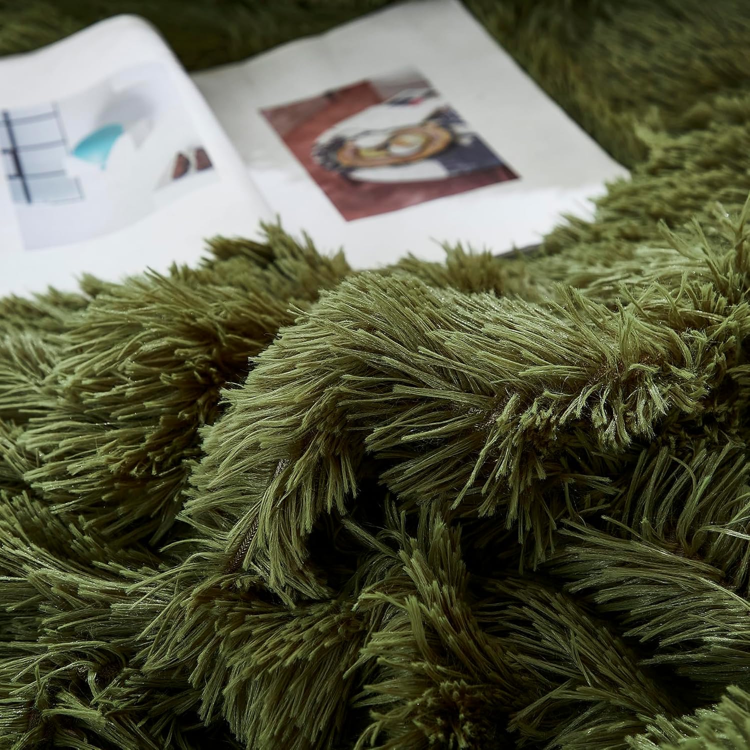 Shaggy Baby Olive Bed Set