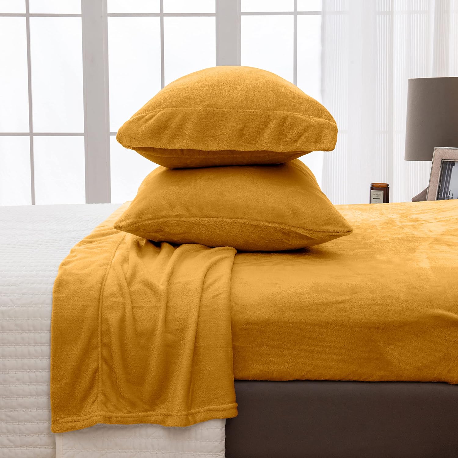 Marigold Fleece Blanket Set