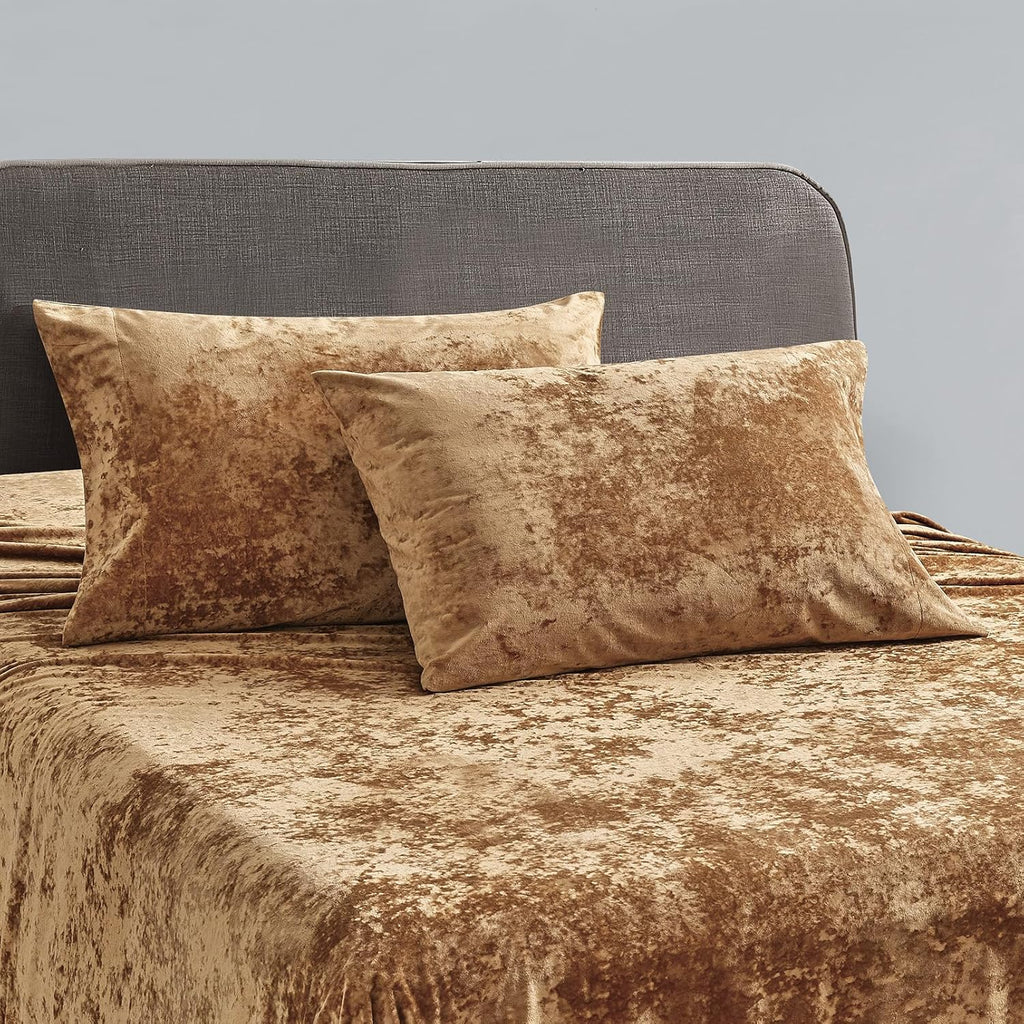 Velvet Camel Bed Set