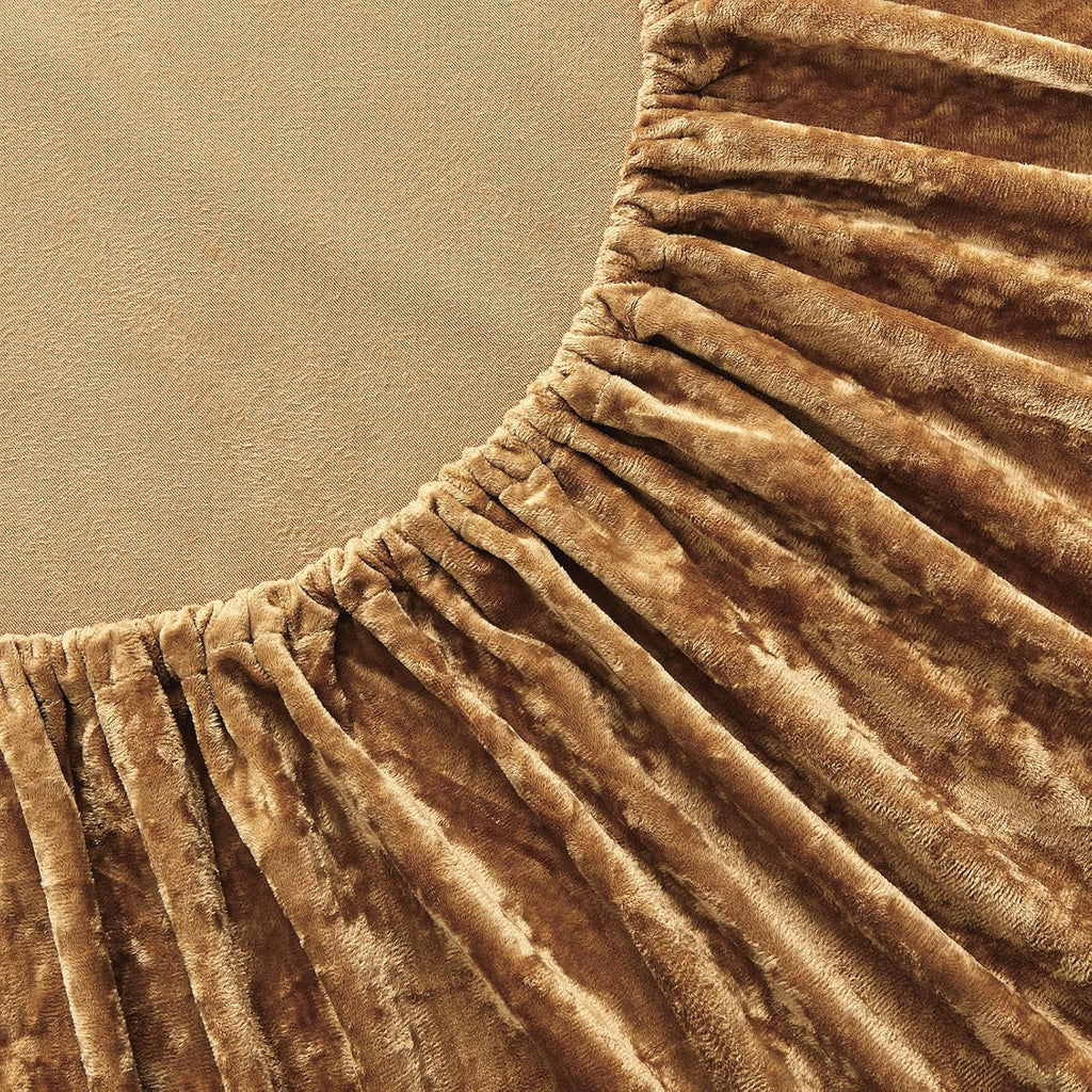Velvet Camel Bed Set
