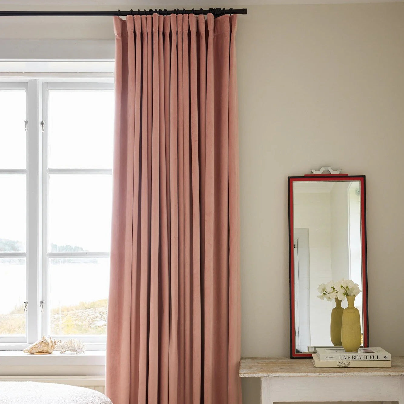 Jagua Dusty Pink Velvet Curtain