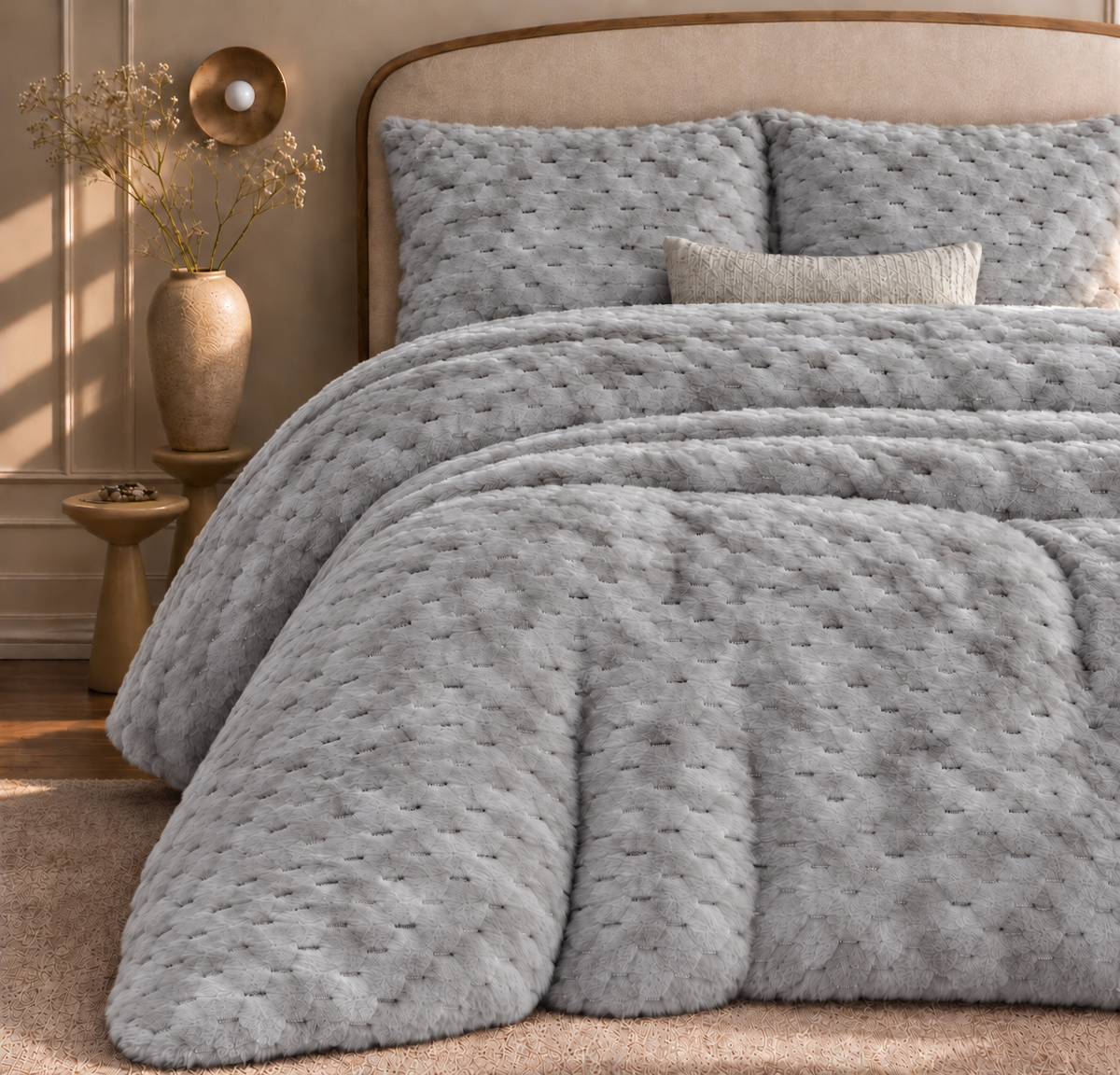 Honey Nest Silver Grey Shaggy Bed Set
