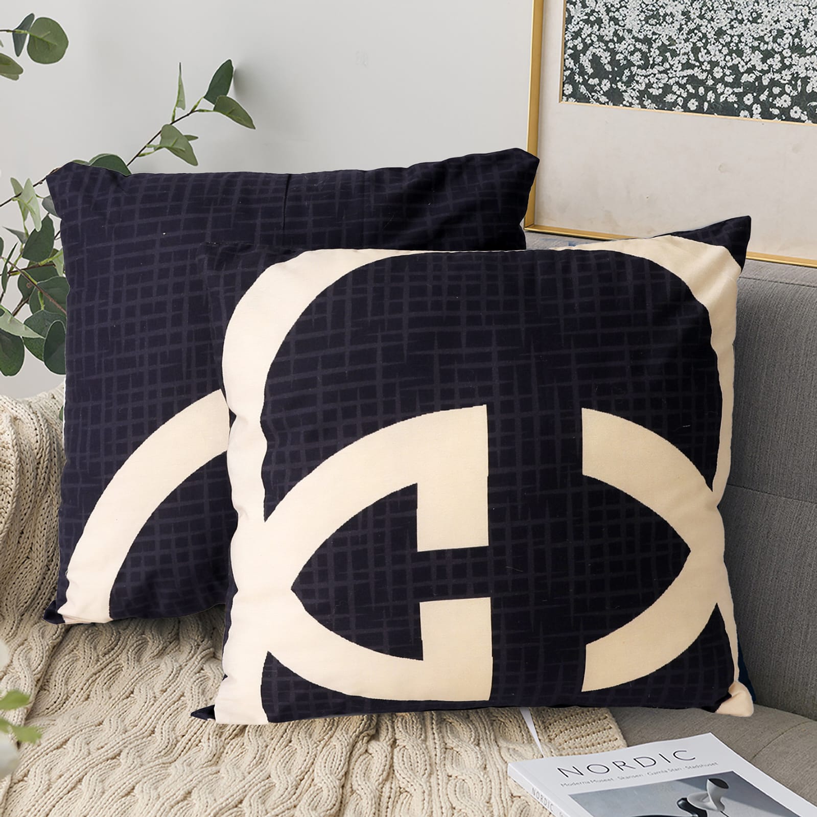 Black & Gold Cushion Piar