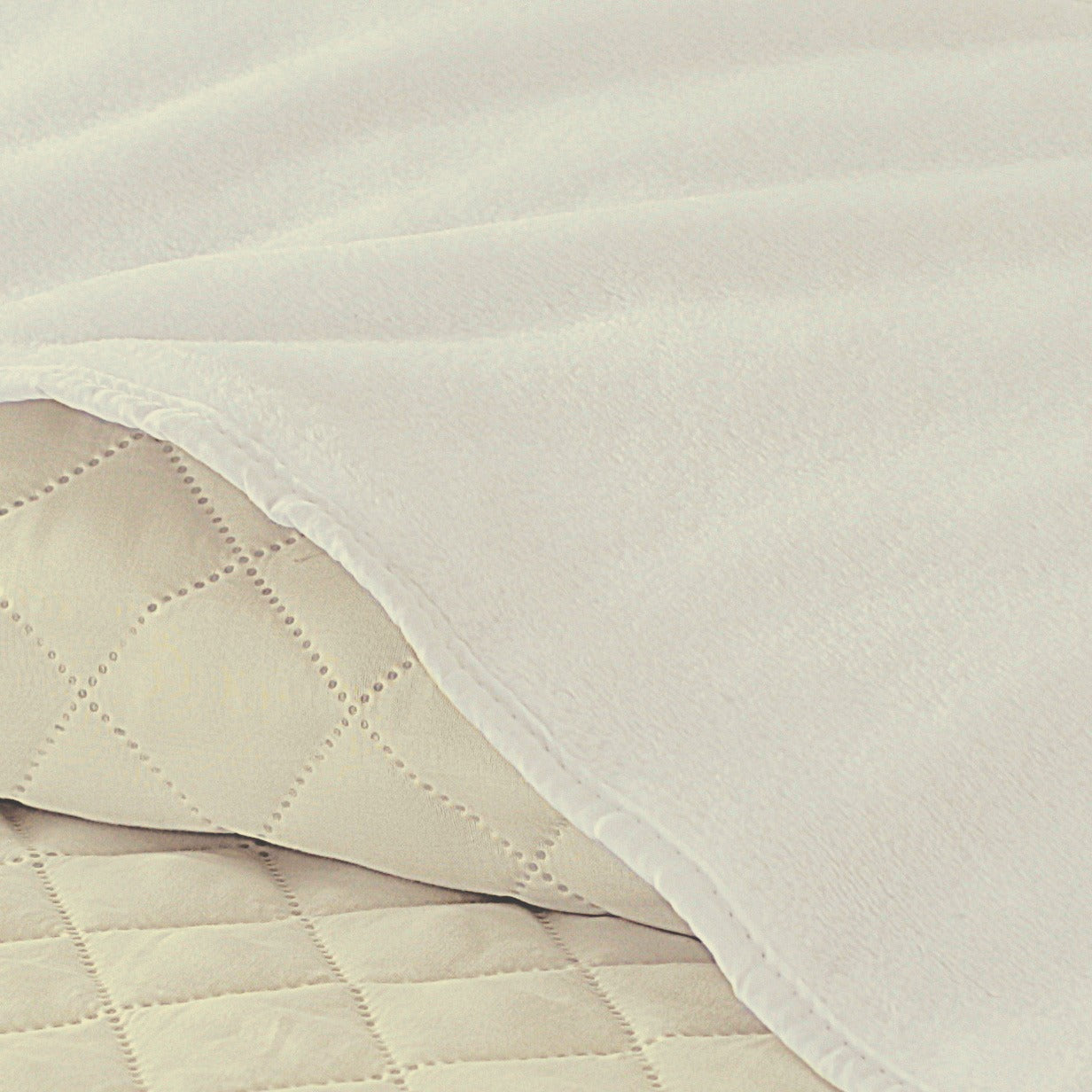 Ivory Embrace Bed Set