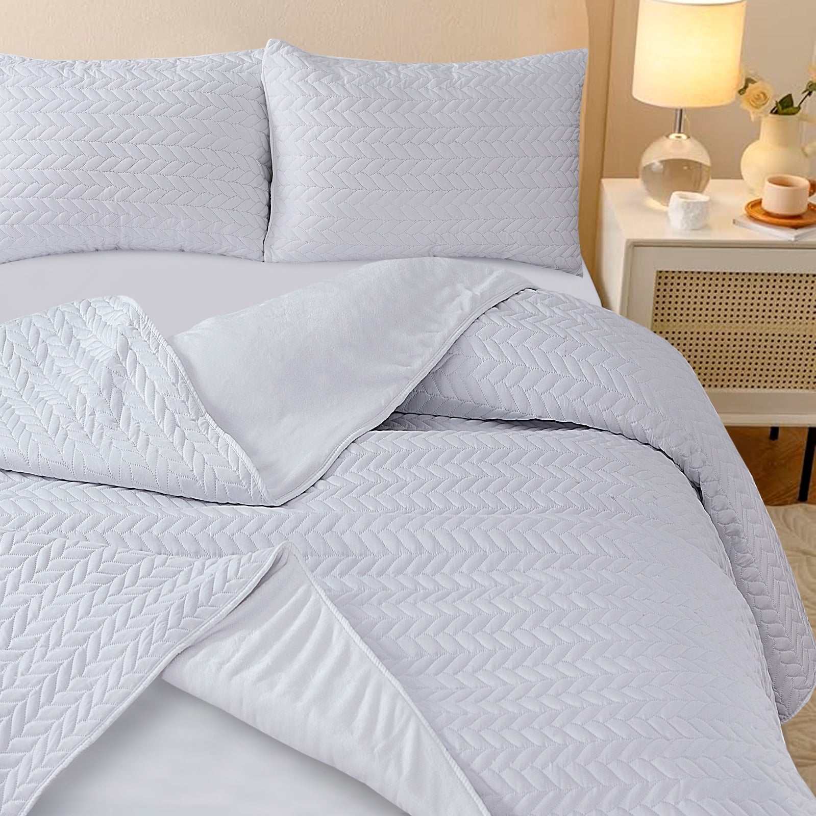 Snow Drift Bed Set