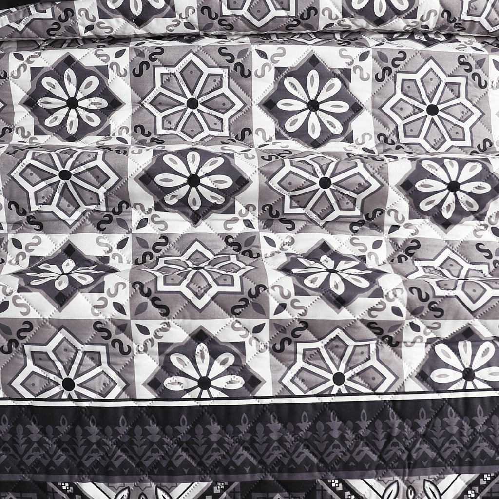 Dark Flora Quilted Bed Spread Set