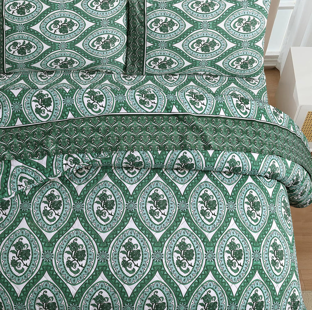 Rosarium Quilted Bed Spread Set