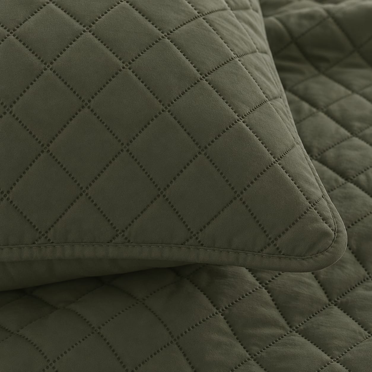 Diamond Echo Olive Bedspread