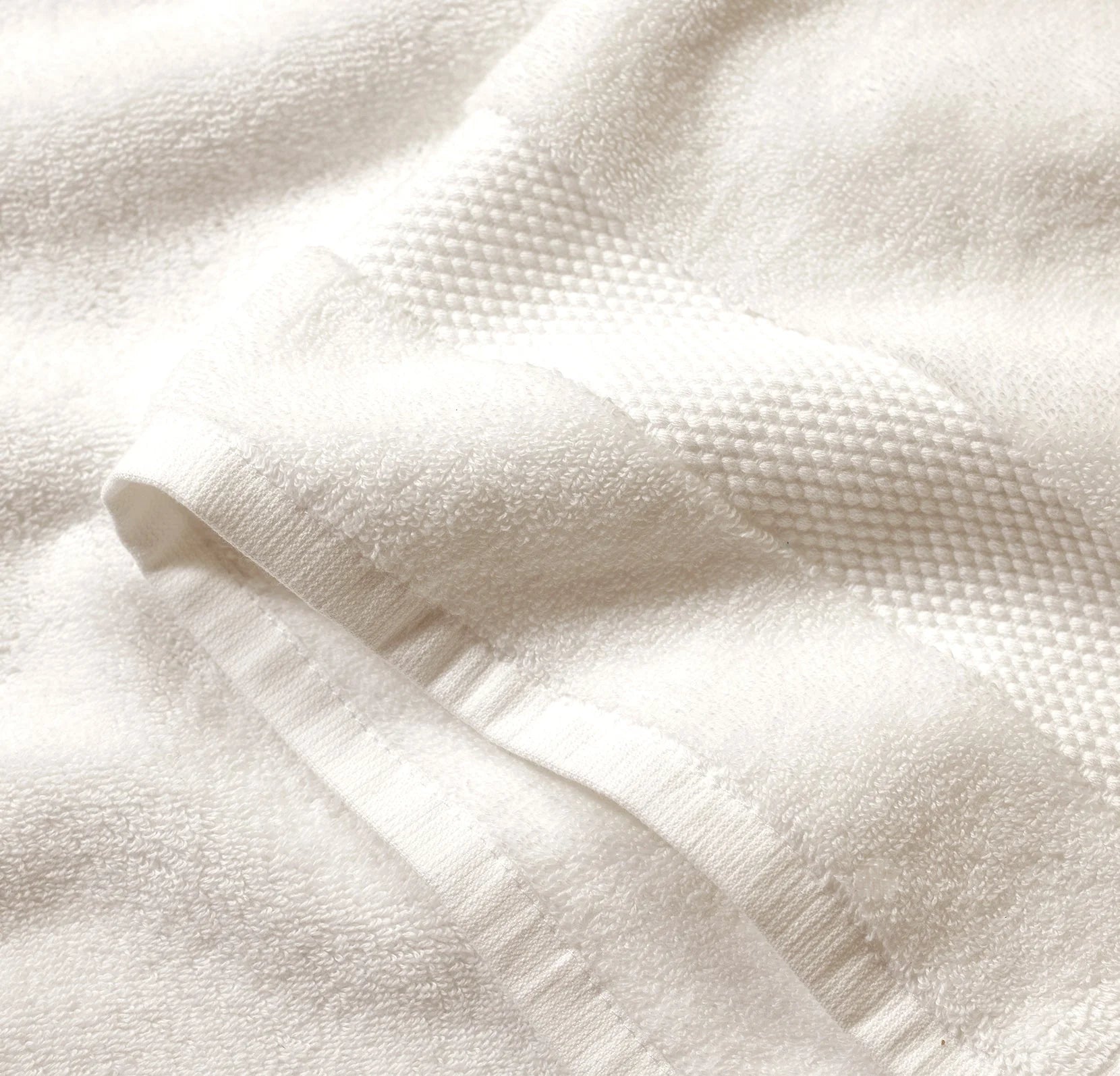 White 500 Gsm Bath Towel